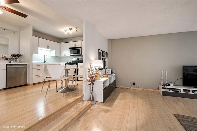 Foto del edificio - 230 E Ontario St