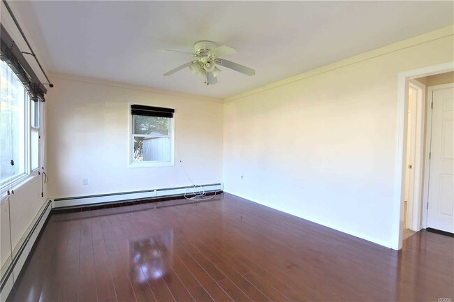 Foto del edificio - 16 Dogwood Ln