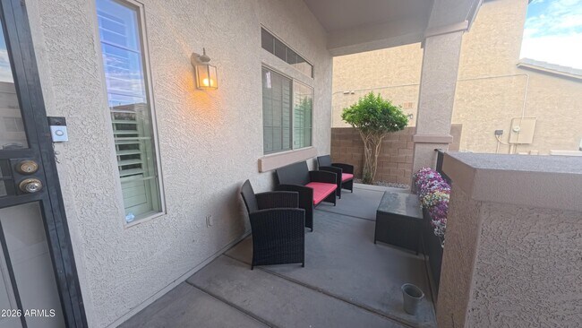 Building Photo - 16624 W Saguaro Ln