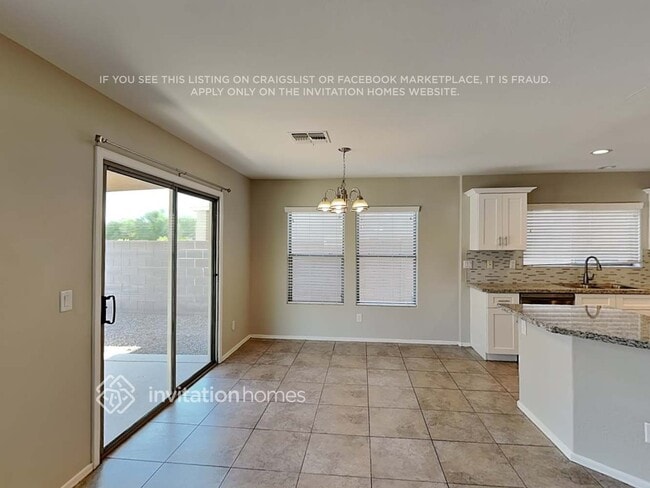 Foto del edificio - 40438 W Peggy Ct