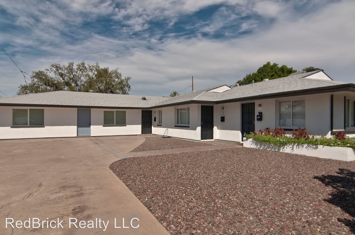 Primary Photo - 2 br, 1 bath House - 720 E Montecito Ave #3
