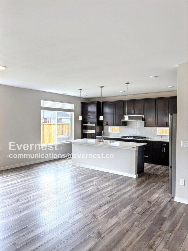 Foto del edificio - 18020 133rd Ave E