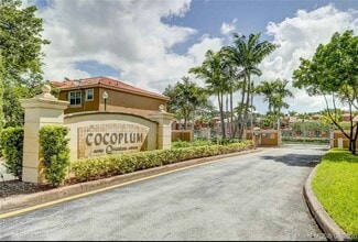 Building Photo - 4934 White Mangrove Way E