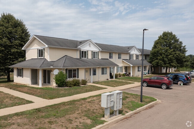 Building Photo - Berry Bush Village