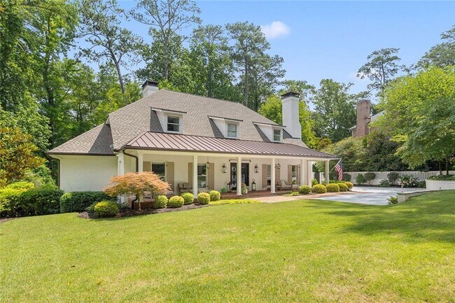 Foto del edificio - 3405 Valley Rd NW