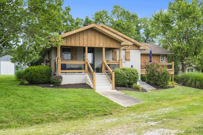 Building Photo - 5761 S Farm Rd 247