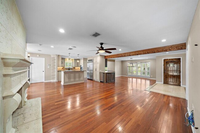 Building Photo - 2314 Brookmere Dr