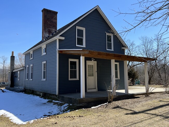 Building Photo - 18-20 Sand Rd