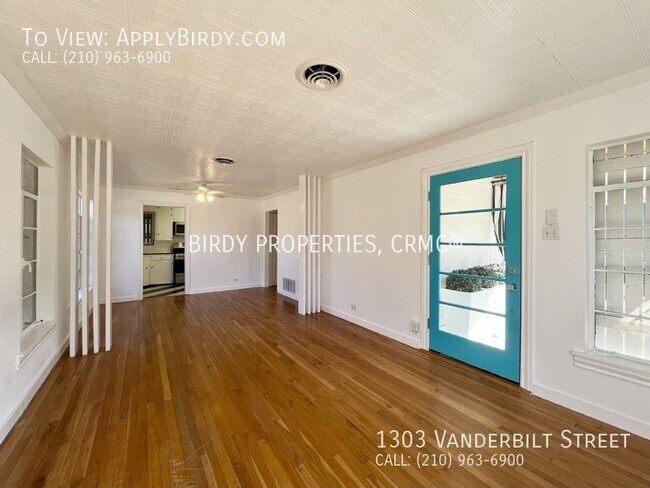 Building Photo - **2 Bed, 1 Bath Home Located in Highland P...