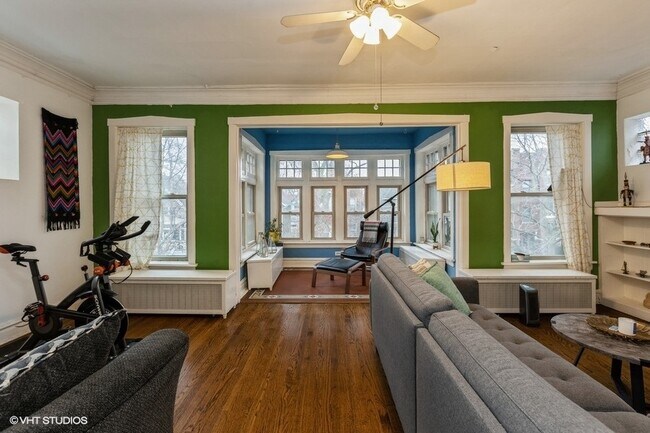 Foto del edificio - 4526 N Whipple St