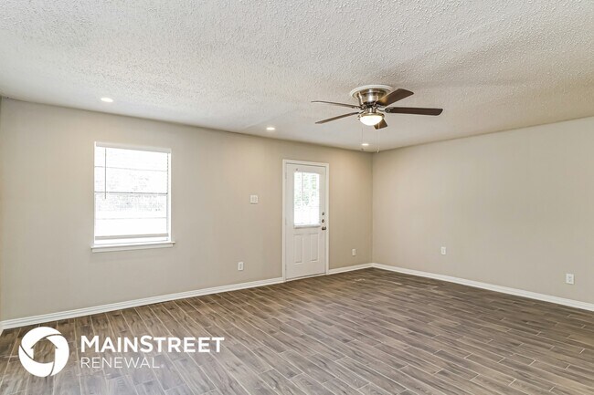 Foto del edificio - 3025 Montclair Pl