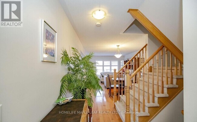 Building Photo - 67 Bleasdale Ave