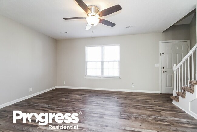 Foto del edificio - 2223 Sawmill St
