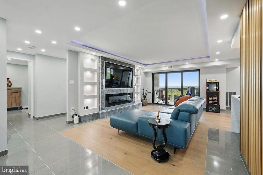 Foto principal - 309 Yoakum Pkwy