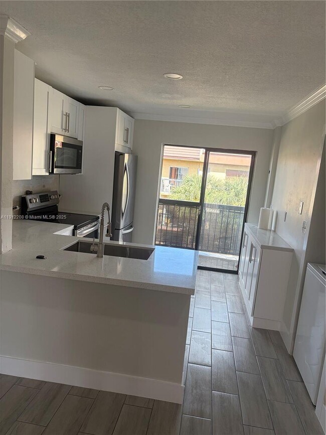 Foto del edificio - 5460 W 21st Ct