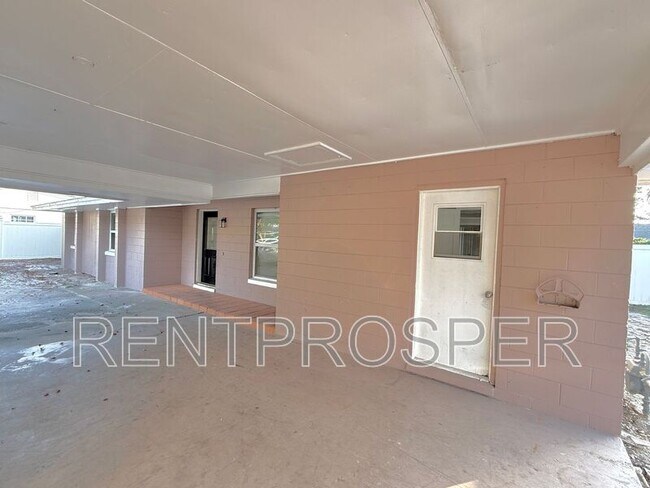 Foto del edificio - 376 Imperial Dr