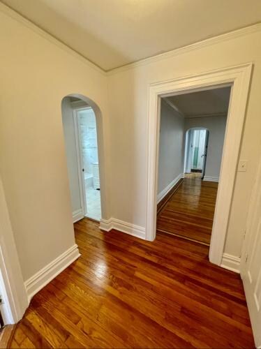 Foto del edificio - 2073 Hering Ave