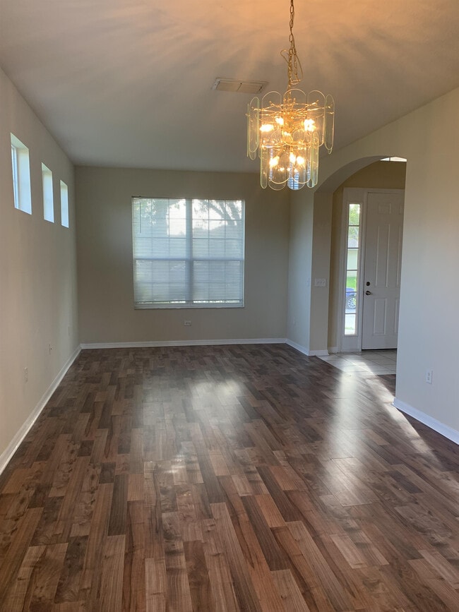Building Photo - 953 Tramells Trail