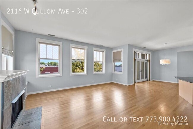 Foto del edificio - Sunny South Facing North Center 3 bed Cond...