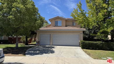 Building Photo - 9465 Nickellaus Ct