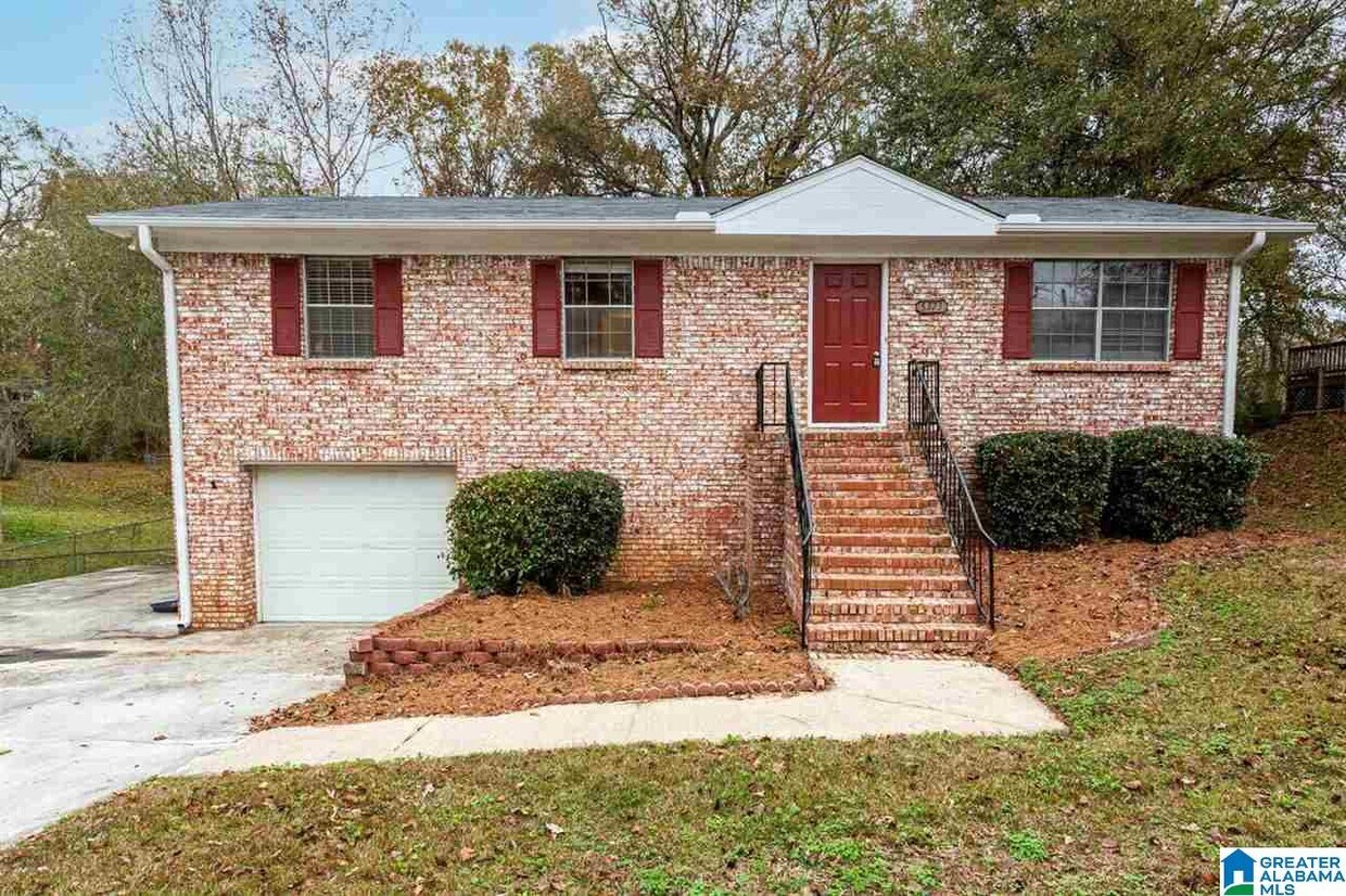 5373 Shady Grove Rd, Mount Olive, AL 35117 House Rental in Mount