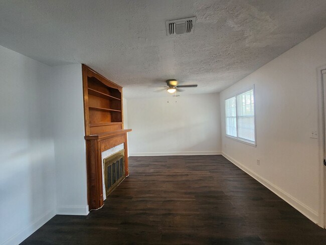 Foto del edificio - 3809 18th Ave
