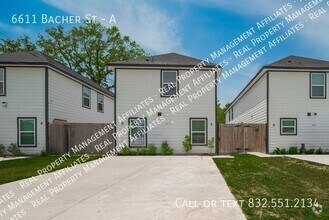 Building Photo - 6611 Bacher St