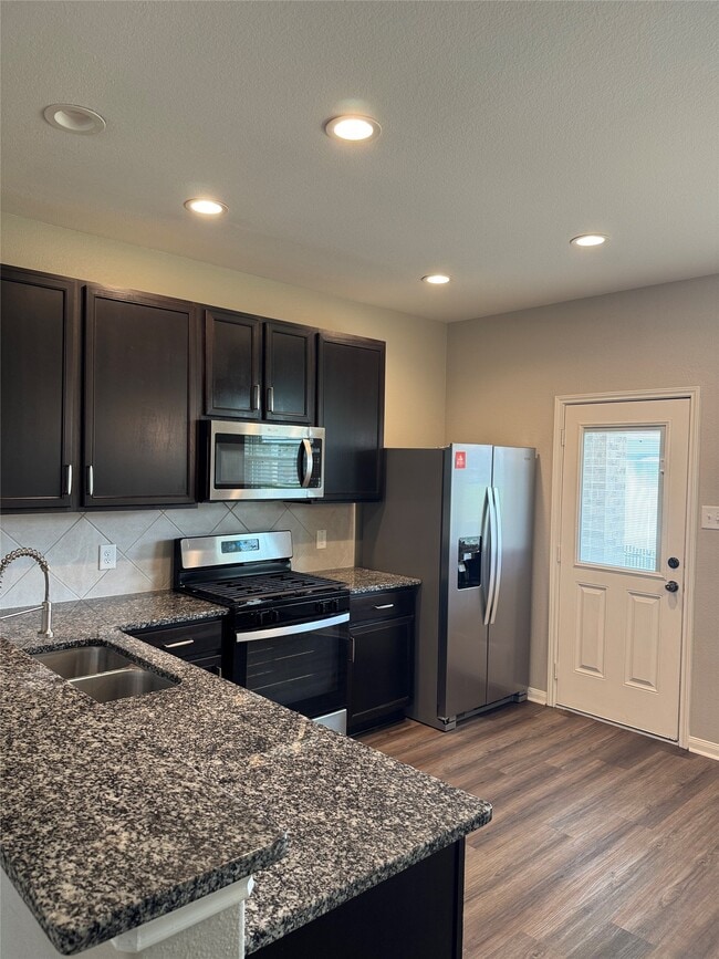 Building Photo - 3831 W Alessano Ln