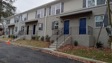 Building Photo - 2156 Park Terrace