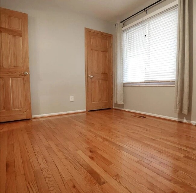 Building Photo - 5516 Brookwood Ln