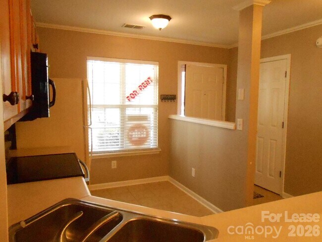 Foto del edificio - 10260 Reindeer Way Ln