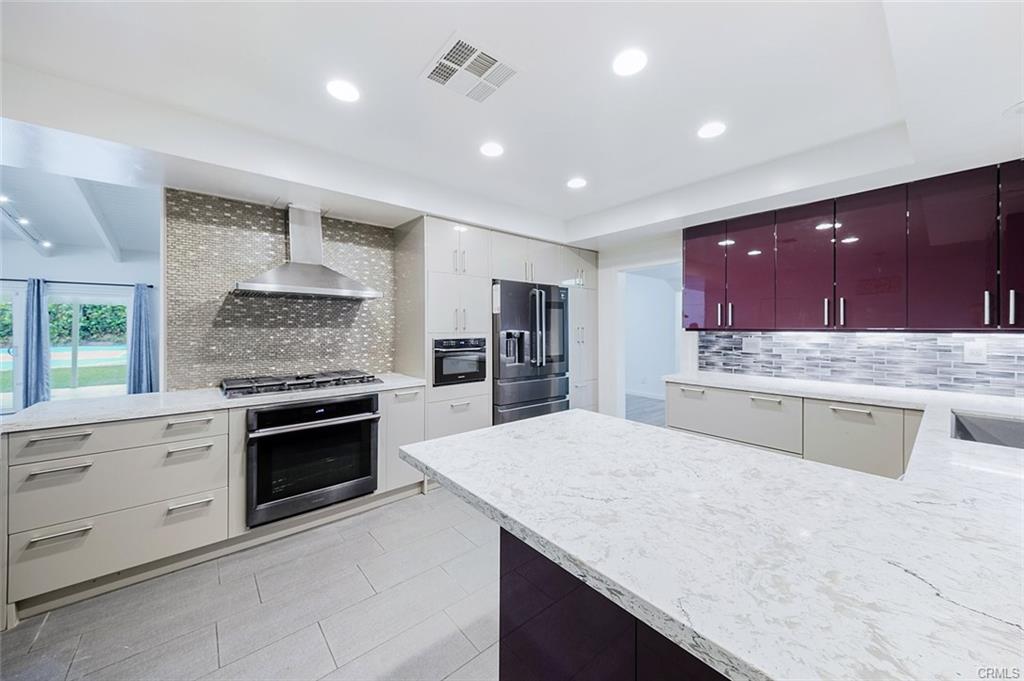 Foto del edificio - 5817 Lockhurst Dr