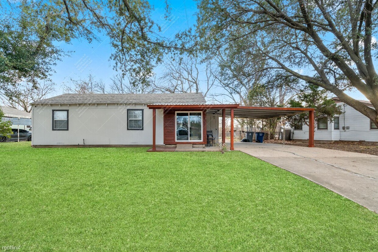 Primary Photo - 2 br, 1 bath House - 1404 Sleepy Hollow Dr
