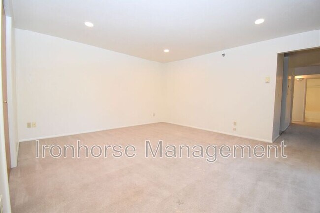 Foto del edificio - 813 W Villard St