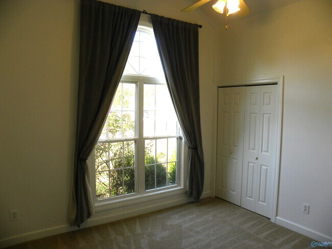 Foto del edificio - 112 Bayberry Ln