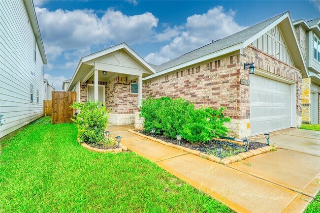 Foto del edificio - 7919 Cypress Country Dr