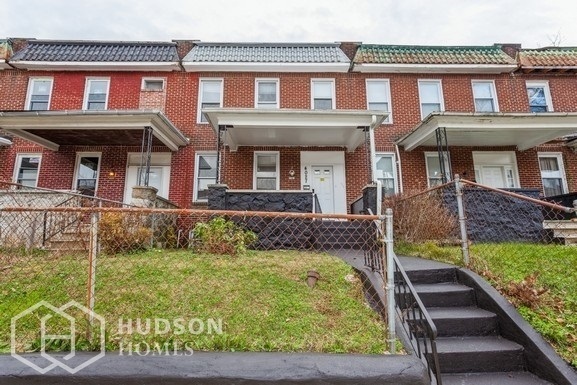 Primary Photo - 4027 W Cold Spring Ln