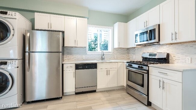 Building Photo - 4 br, 2 bath Apartment - 41 Auckland St