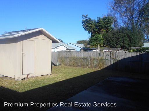 Building Photo - 8071 Sparrow Dr