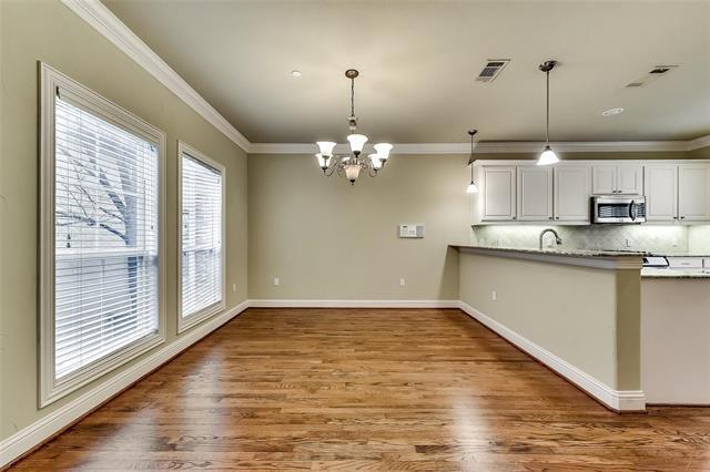 Foto del edificio - 3425 Westminster Ave