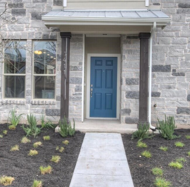 Foto del edificio - 7411 Pantherpaw St