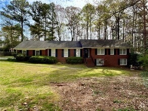 Building Photo - 1534 Collier Dr SE