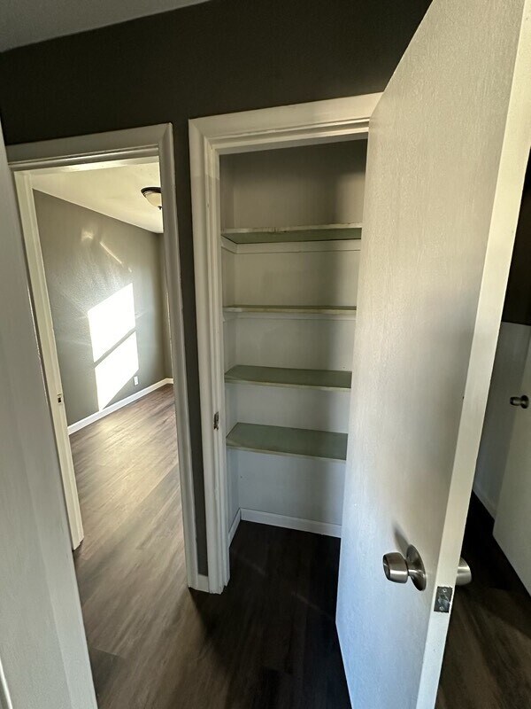 Foto del edificio - 4321 Deerfield St