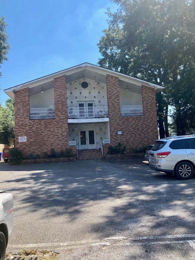 Primary Photo - Jac Dar Apartments