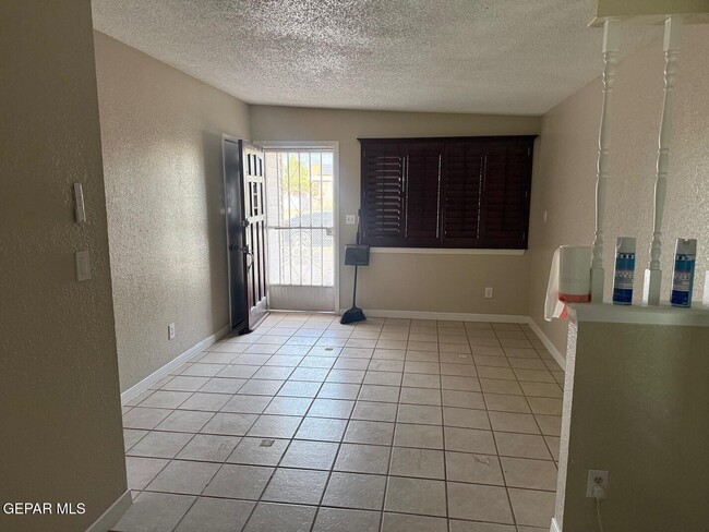 Foto del edificio - 8877 Dulce Cir