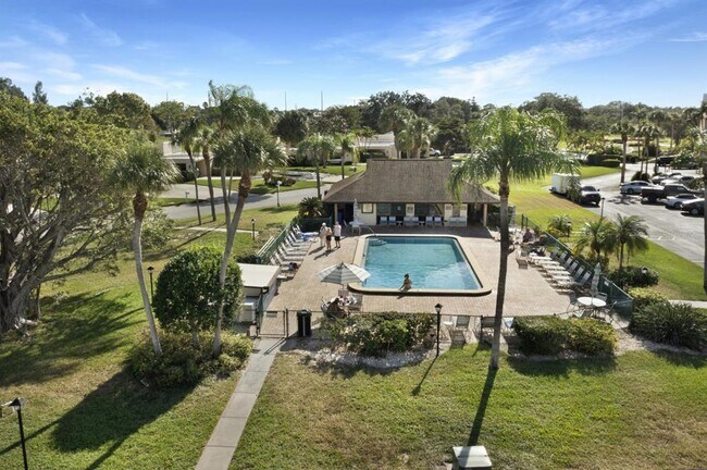 Foto del edificio - 4119 61st Ave Terrace W