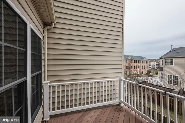 Building Photo - 8926 Dawson Manor Dr