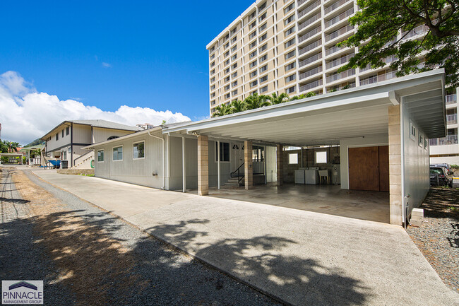 Foto del edificio - 152 N Kuakini St