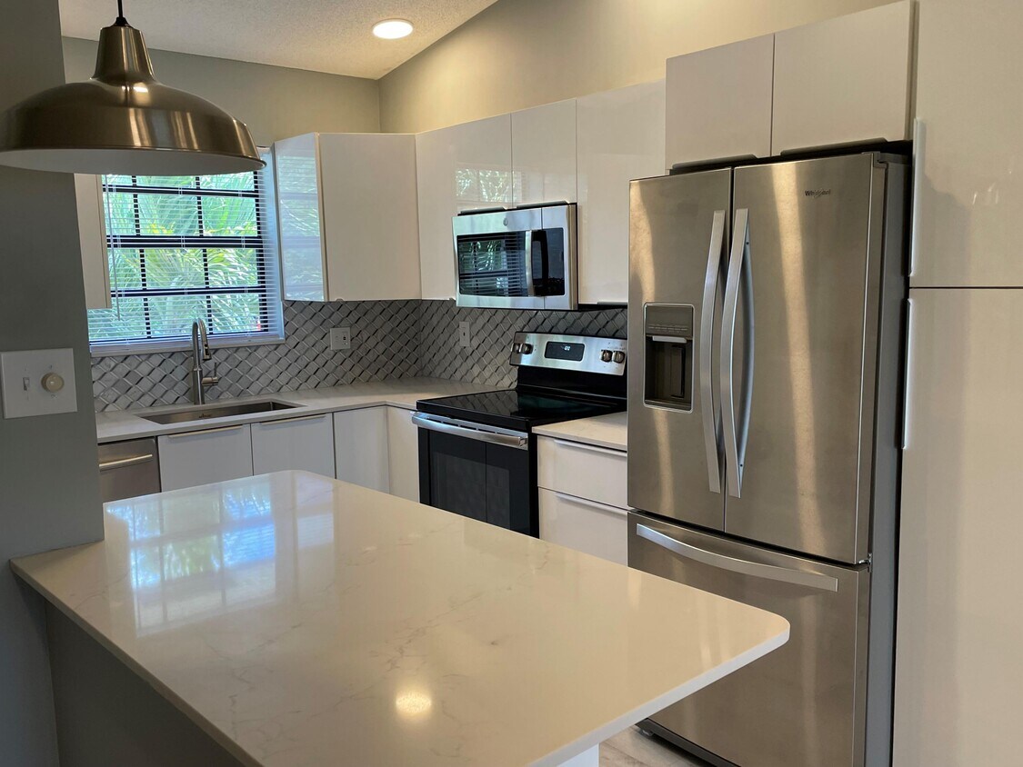 Foto principal - 2800 Palmwood Terrace