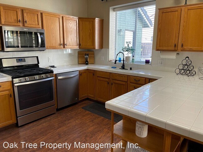 Foto del edificio - 4 br, 2 bath House - 548 E. Aspen Court